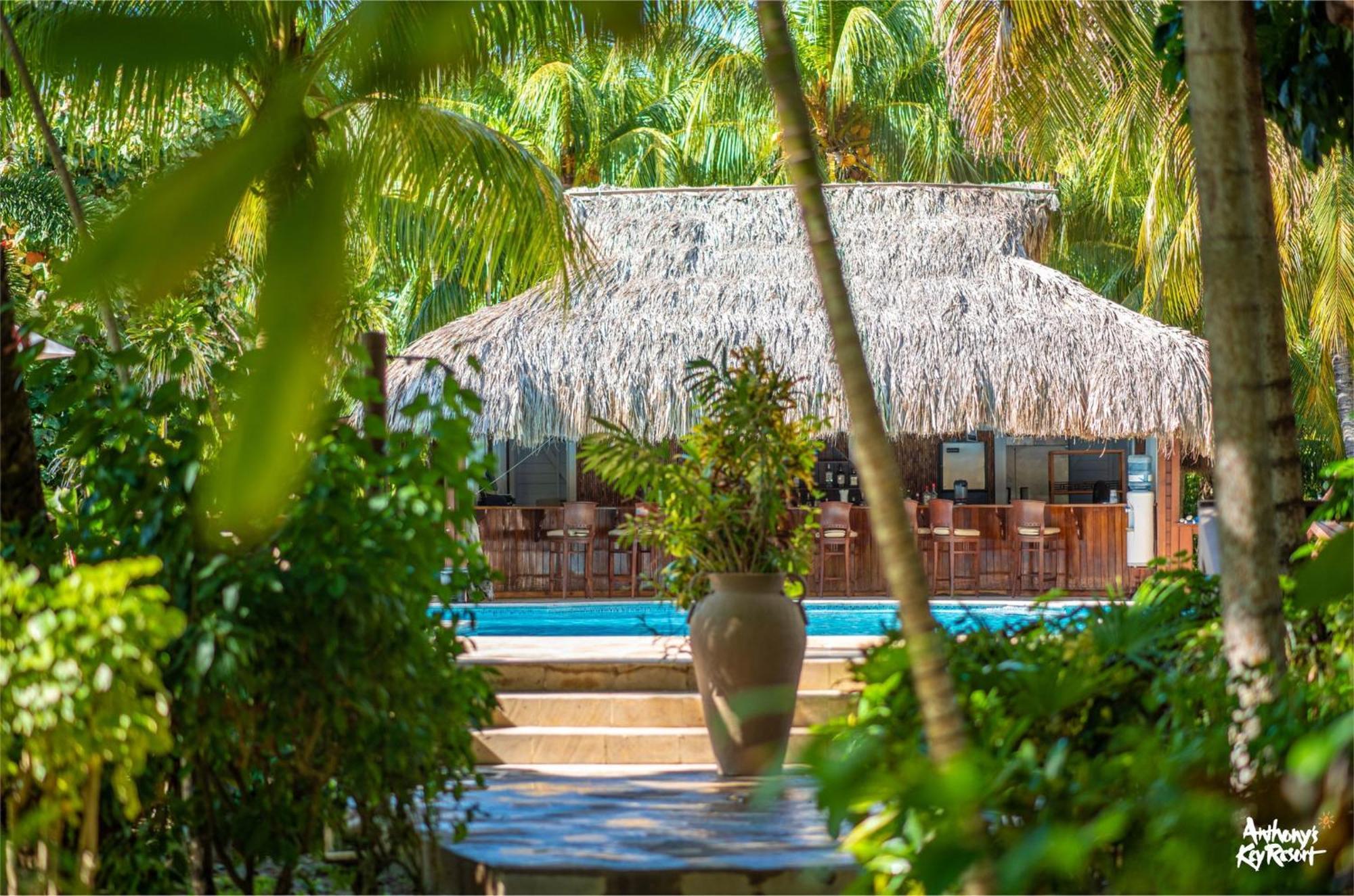 Anthony'S Key Resort Sandy Bay Bagian luar foto