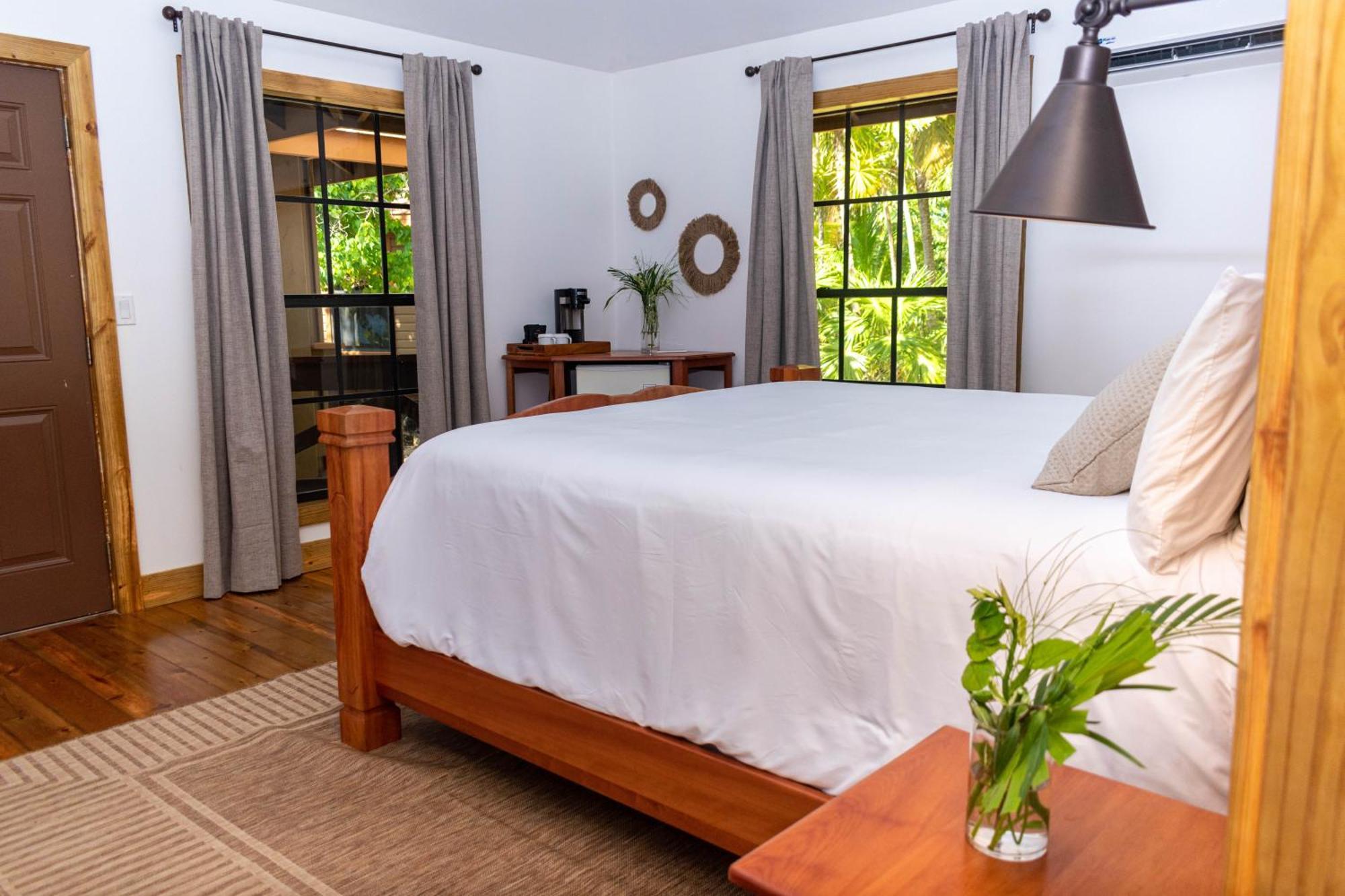 Anthony'S Key Resort Sandy Bay Bagian luar foto