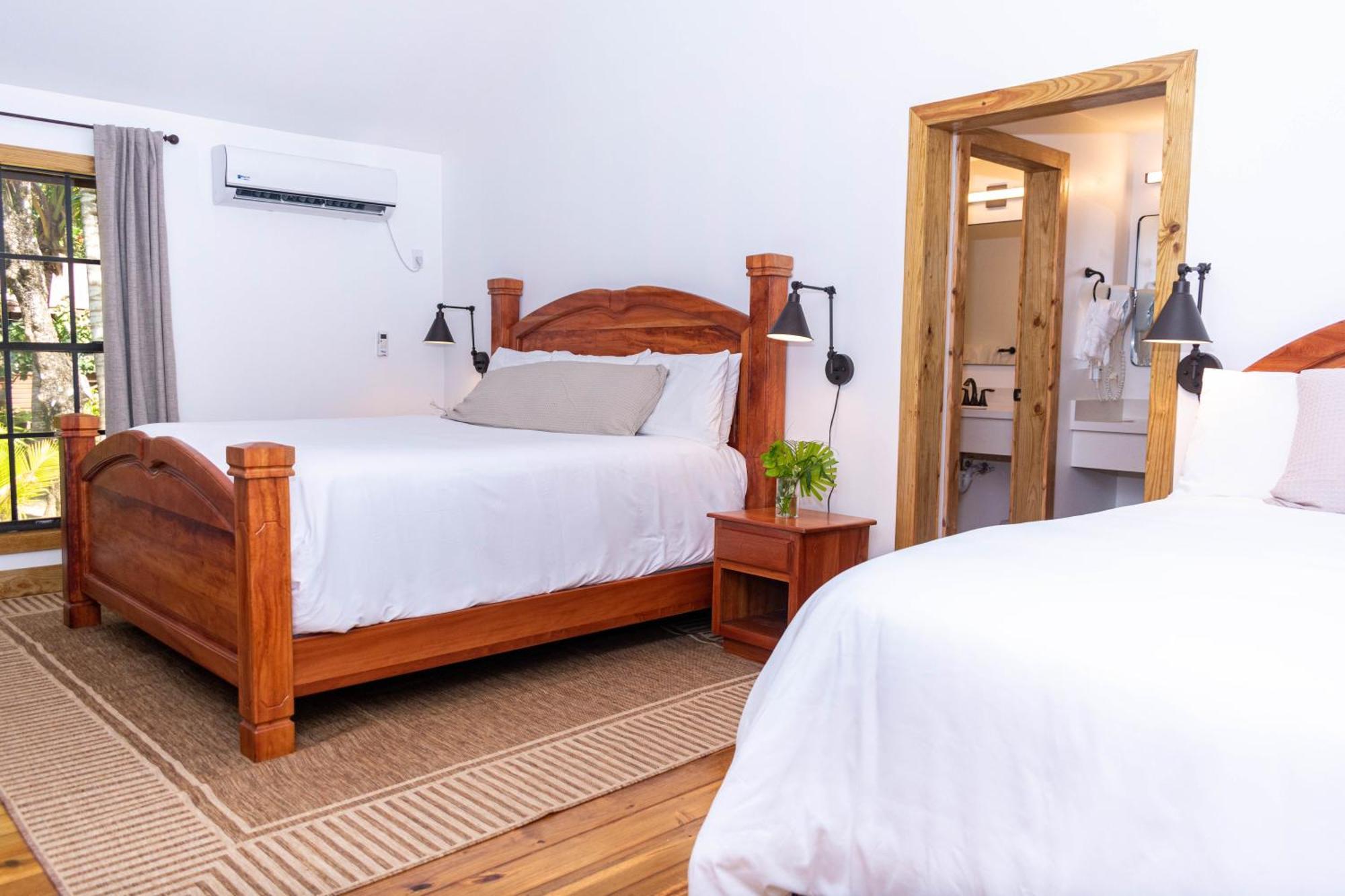 Anthony'S Key Resort Sandy Bay Bagian luar foto