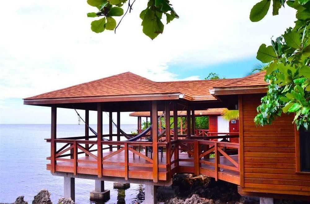 Anthony'S Key Resort Sandy Bay Bagian luar foto
